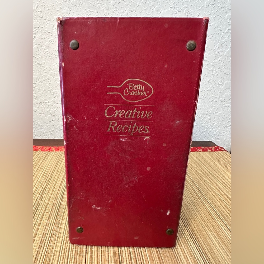 Betty Crocker Creative Recipe Binder Bisquick 13 Books Jesse Jones Box Corp RARE